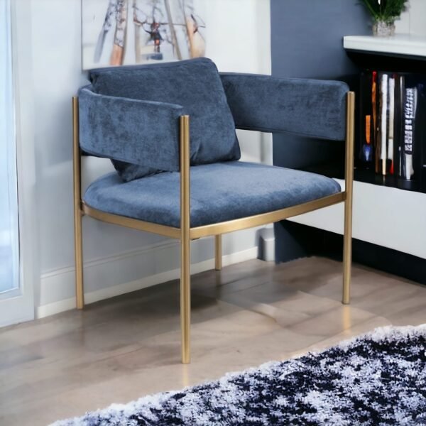 Emmelie II Lounge Chair Poltrona - Image 3