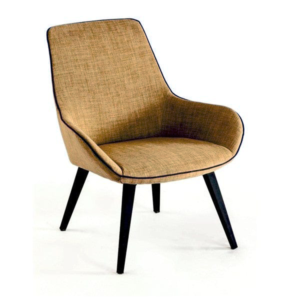 Nora Lounge Chair Poltrona